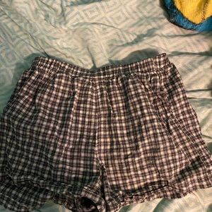 brandy melville shorts!!
